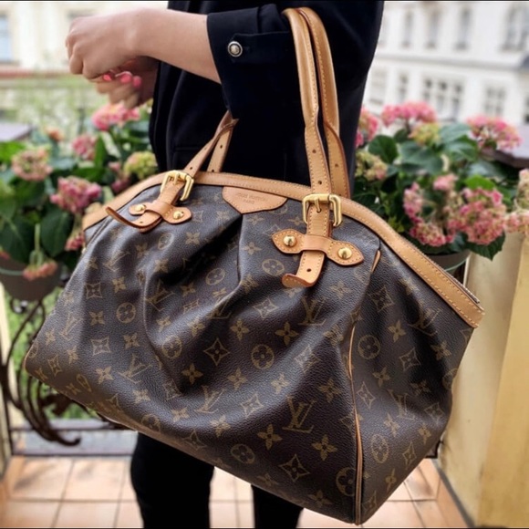 LV Monogram Tivoli GM - Picture 2 of 16